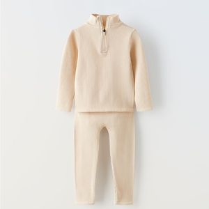 NWOT Zara Seamless Shirt and Leggings Set Ski